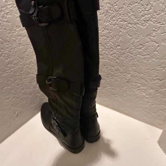 Stuart Weitzman Size 10 Triple Buckle Tall Riding Boots Black Leather Edgy Alt - Picture 5 of 9